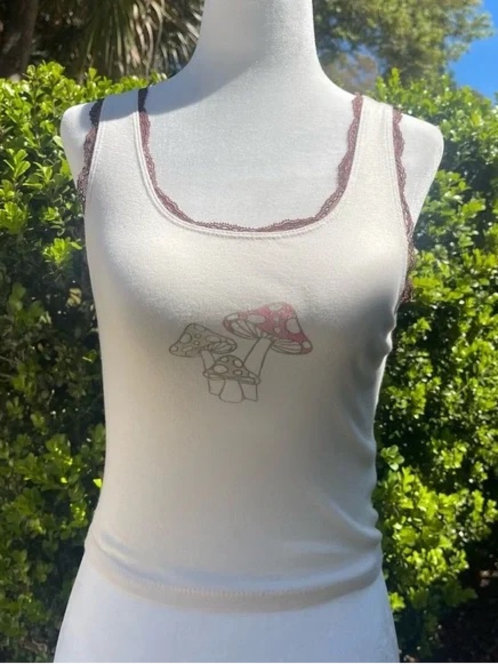 Hollister Cream Tank Top with Mauve Lace Trim